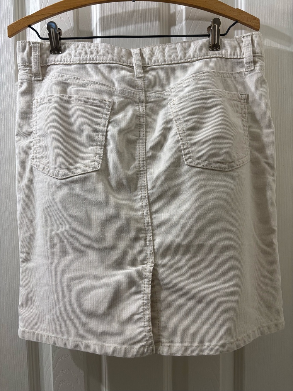 Casual White Corduroy Mini Skirt - Picture 2 of 2